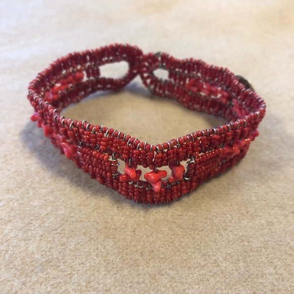 Rosita red bead cuff bracelet - Picture 2 of 6